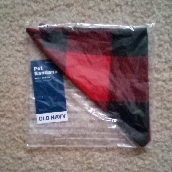 Triangle Bandana for Pets:  Size X-Small to Small - Picture 3 of 3